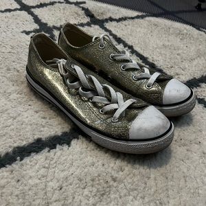 Glitter converse